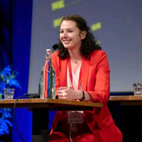 Alena Kahle